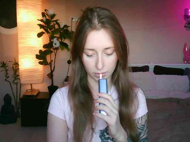 SheTora69 webcam