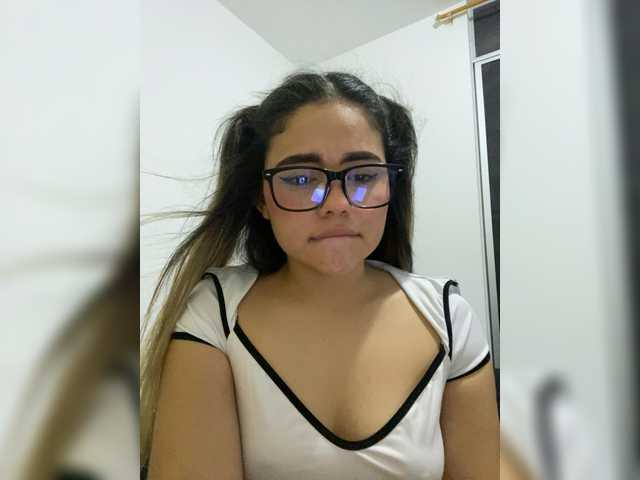 LiaBahamon live cam on BongaCams