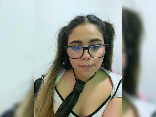 LiaBahamon live cam on BongaCams