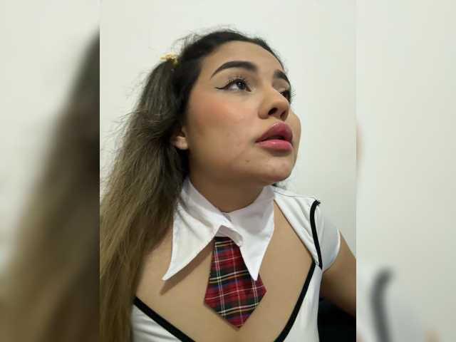 LiaBahamon live cam on BongaCams