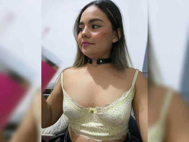 LiaBahamon live webcam show