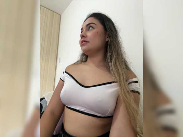 LiaBahamon live cam on BongaCams
