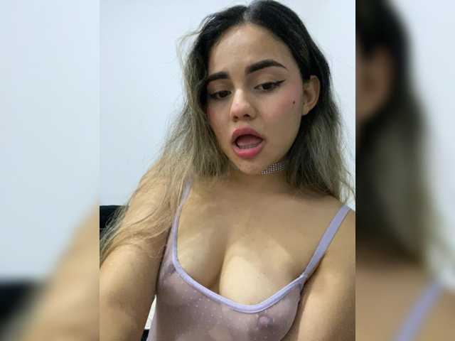 LiaBahamon live cam on BongaCams