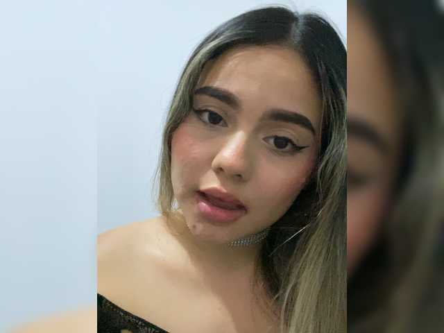 LiaBahamon live cam on BongaCams