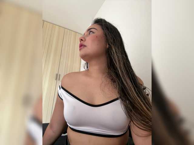 LiaBahamon live cam on BongaCams