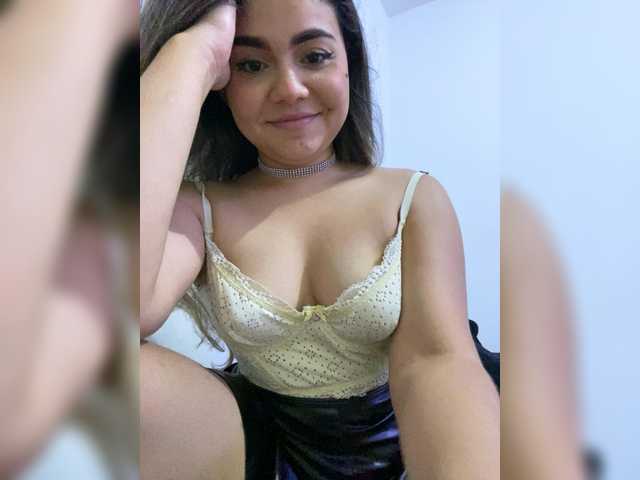 LiaBahamon live webcam show