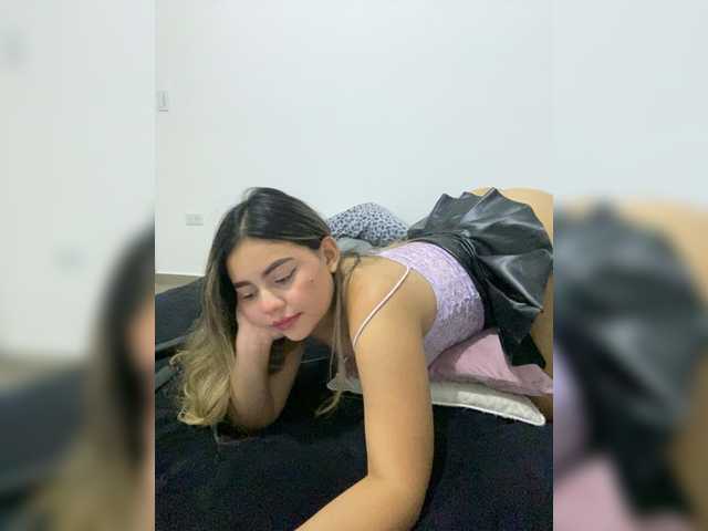 LiaBahamon live cam on BongaCams