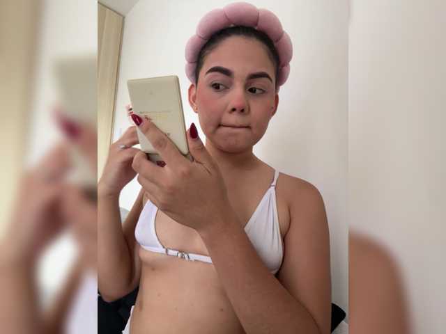 LiaBahamon live cam on BongaCams