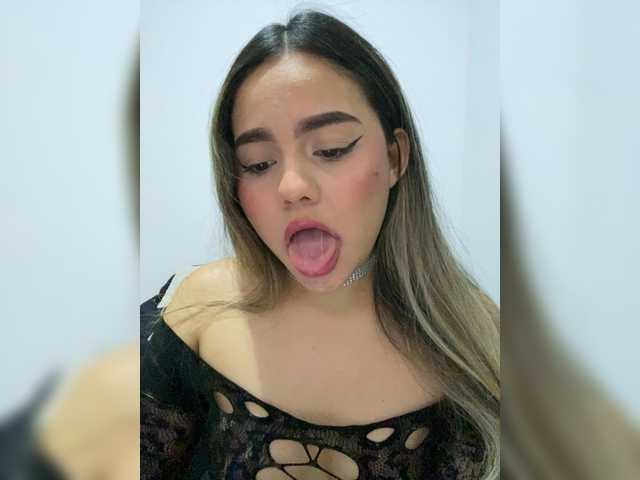 LiaBahamon live cam on BongaCams