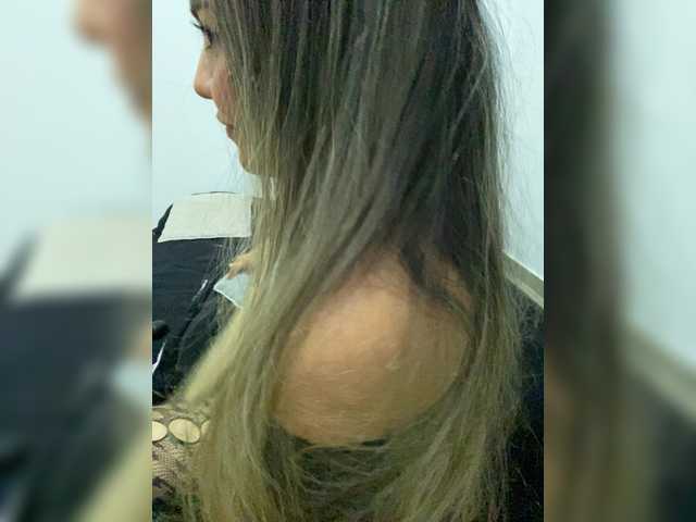 LiaBahamon live cam on BongaCams