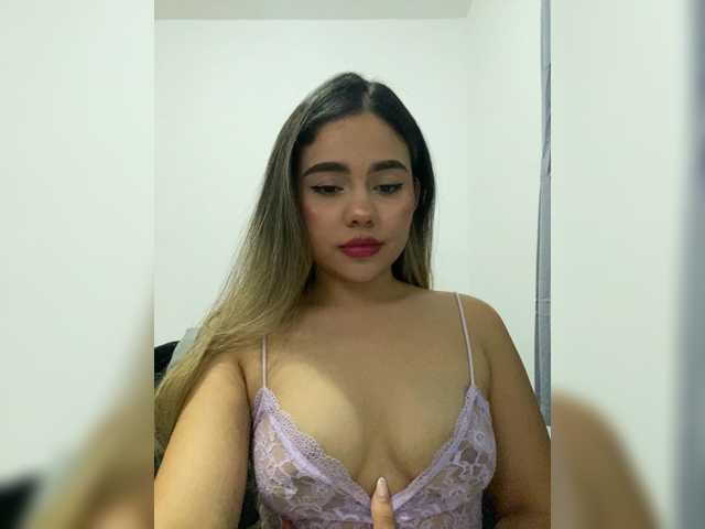 LiaBahamon live cam on BongaCams