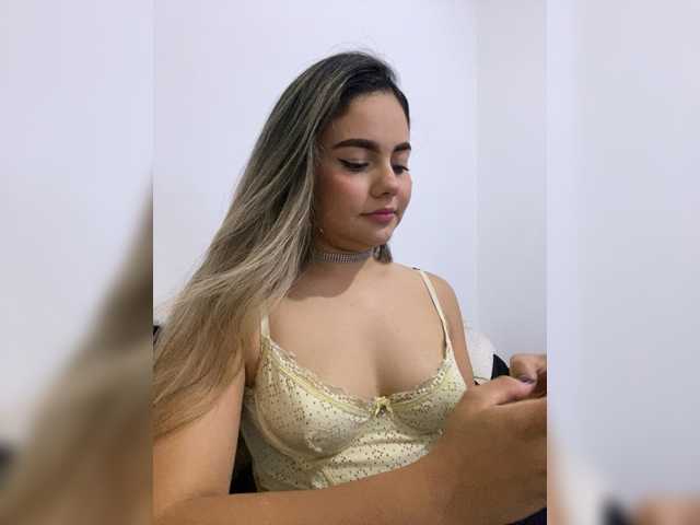 LiaBahamon live cam on BongaCams