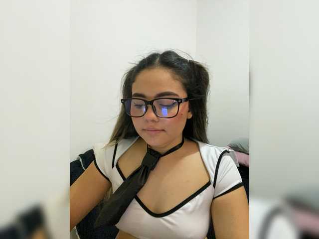 LiaBahamon live cam on BongaCams