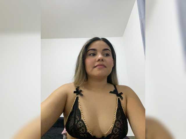 LiaBahamon live cam on BongaCams