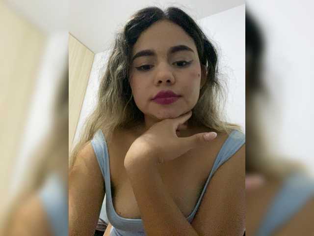 LiaBahamon live webcam show