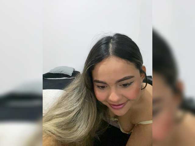 LiaBahamon live webcam show