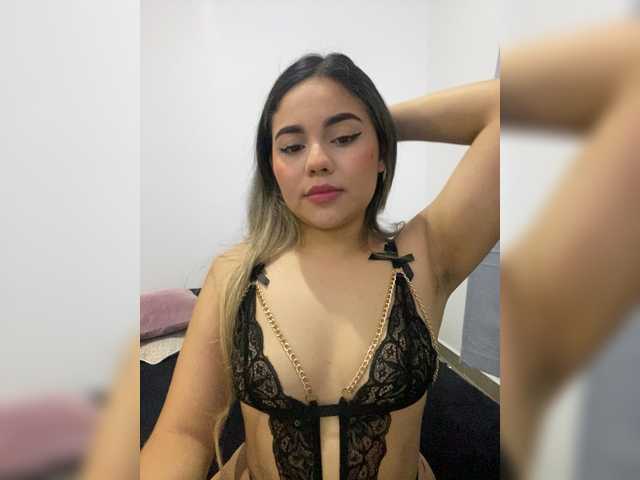 LiaBahamon live cam on BongaCams