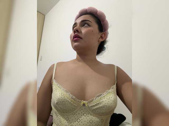 LiaBahamon live cam on BongaCams