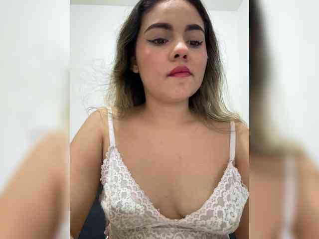 LiaBahamon webcam