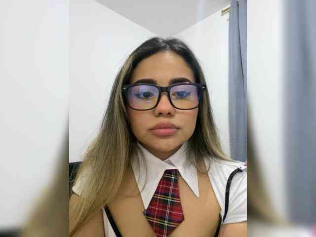 LiaBahamon webcam