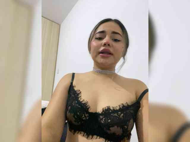 LiaBahamon webcam