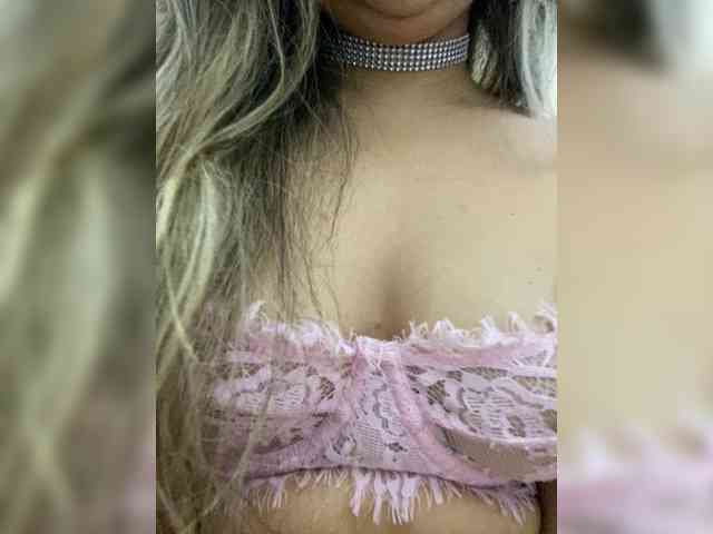 LiaBahamon webcam