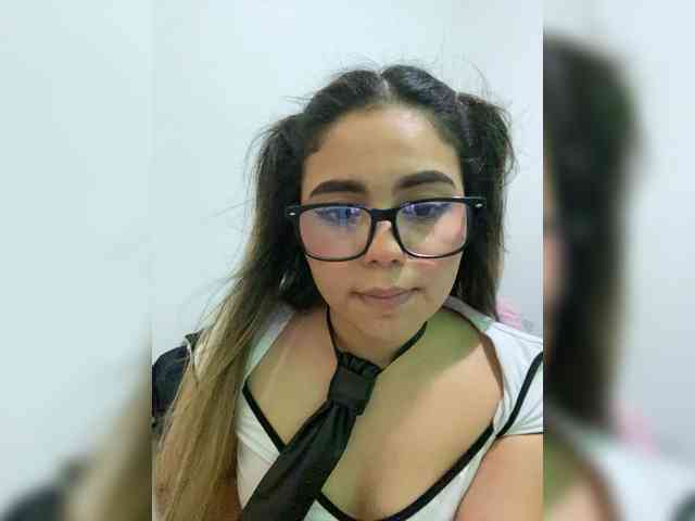 LiaBahamon webcam