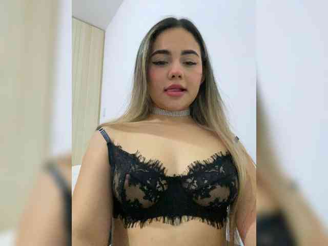 LiaBahamon webcam