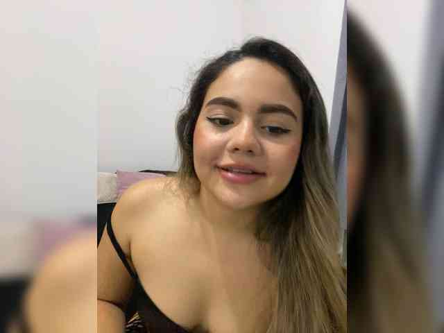 LiaBahamon webcam