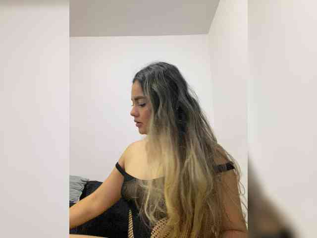 LiaBahamon webcam