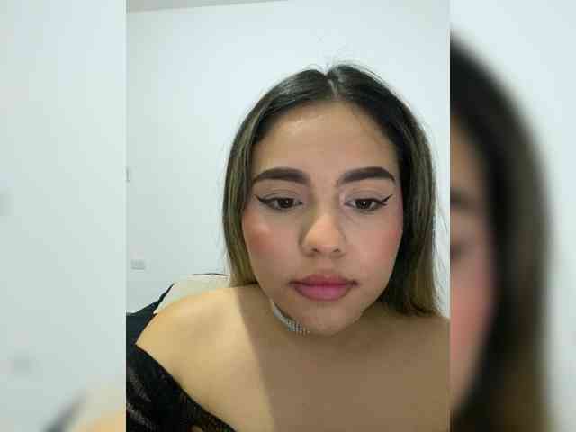 LiaBahamon webcam