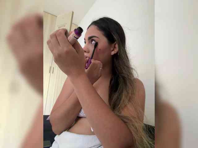 LiaBahamon's webcam live show