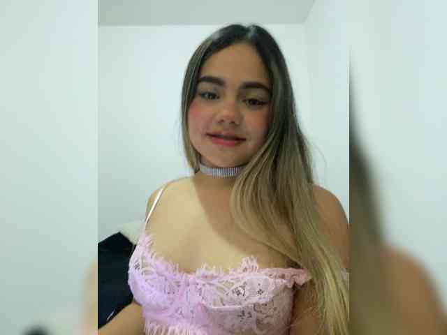 LiaBahamon webcam