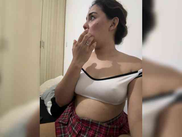 LiaBahamon webcam