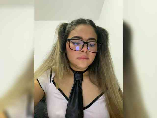 LiaBahamon webcam
