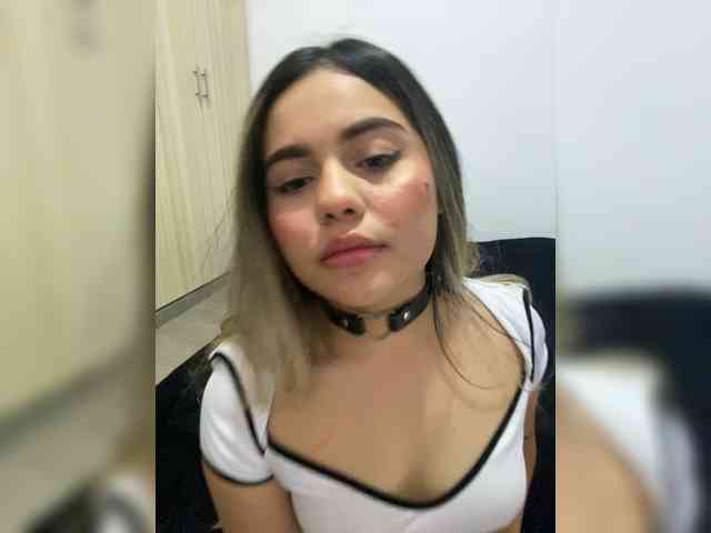 LiaBahamon webcam