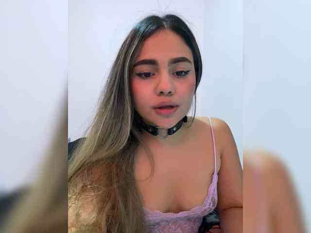 LiaBahamon webcam