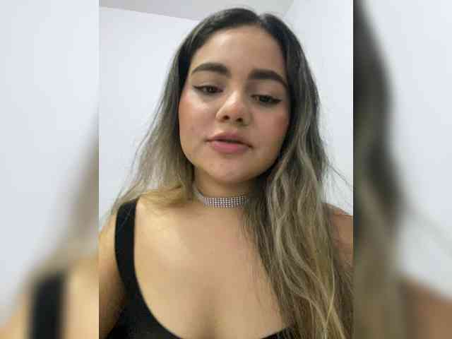 LiaBahamon webcam
