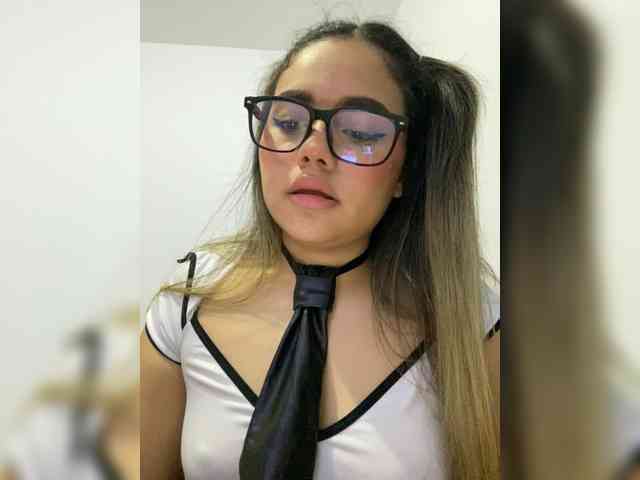 LiaBahamon webcam