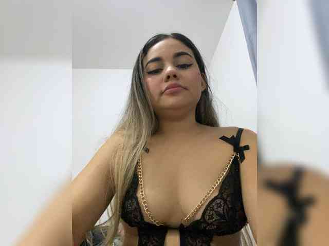 LiaBahamon webcam