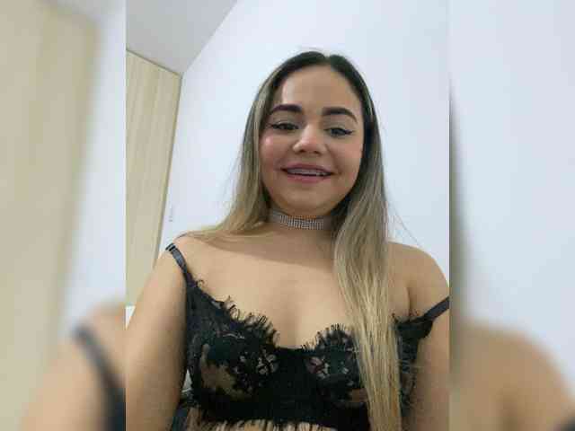 LiaBahamon webcam