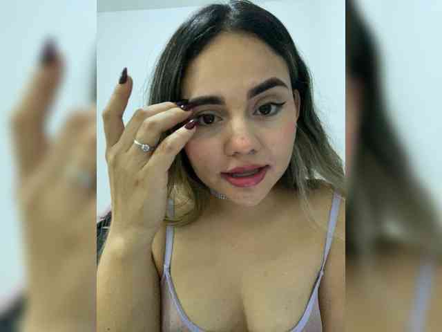 LiaBahamon webcam