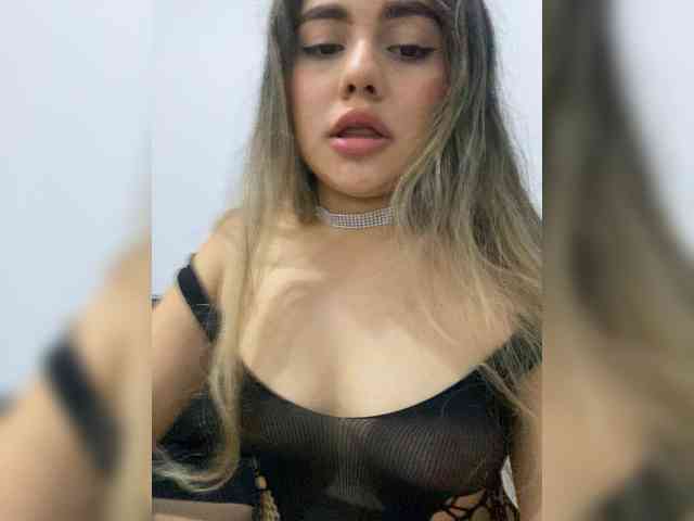 LiaBahamon webcam