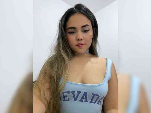 LiaBahamon webcam