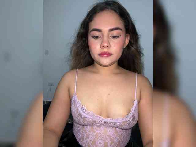 LiaBahamon webcam