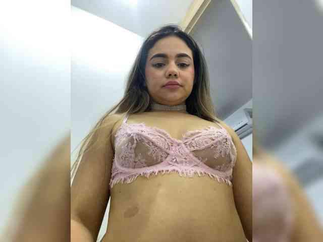 LiaBahamon webcam