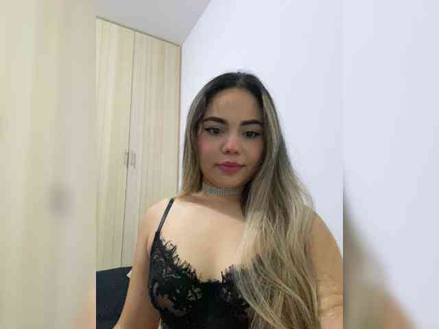 LiaBahamon webcam
