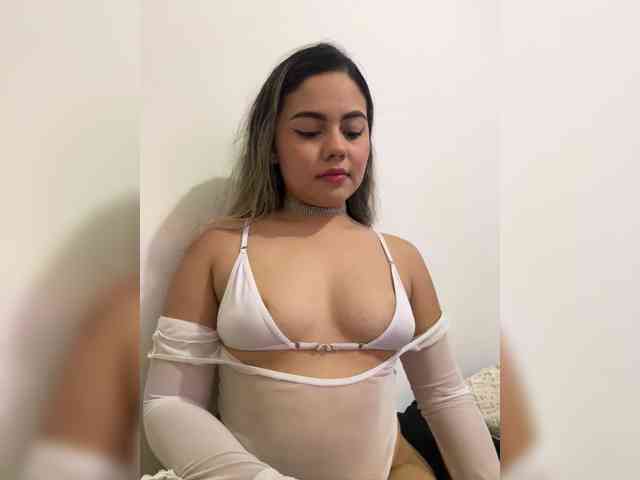 LiaBahamon webcam