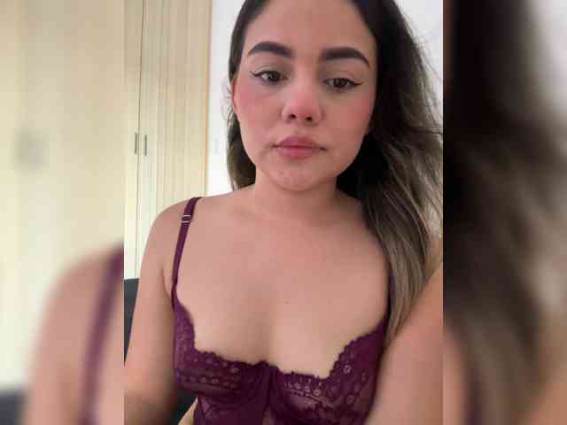 LiaBahamon webcam
