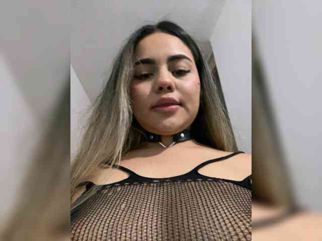 LiaBahamon webcam
